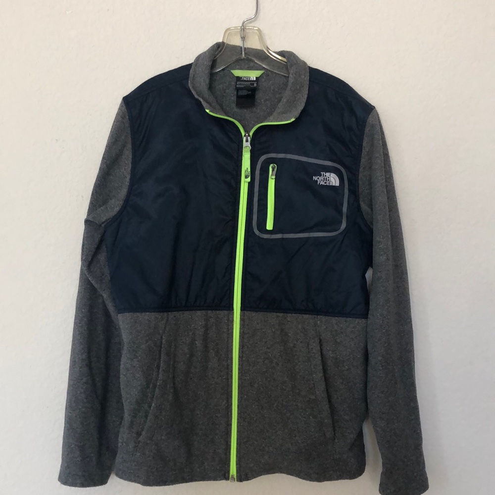 North face boys extra-large please and nylon zip up jacket